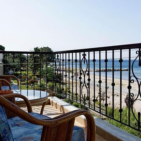 Lemon Beach Front Apartment, Nikiti Екстер'єр фото